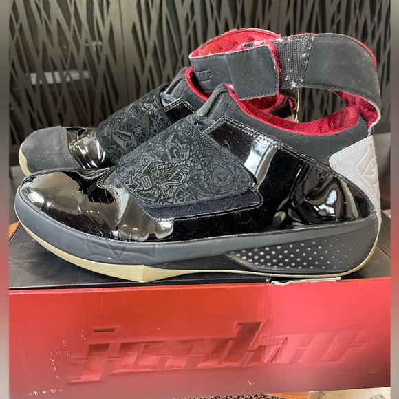 Jordan Black and Red Air Jordan XX Sneakers - Picture 2 of 4